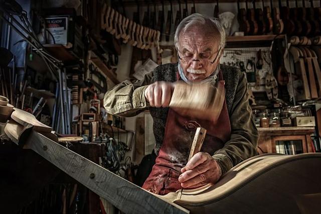 Artigiano al lavoro – Stefano Russu